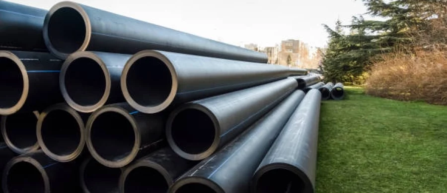 Comparison of polyethylene pipe and folding pipe